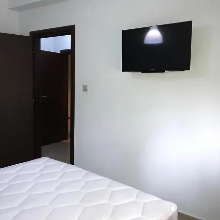 Metamorfosis Apartments *