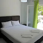 Metamorfosis Apartments